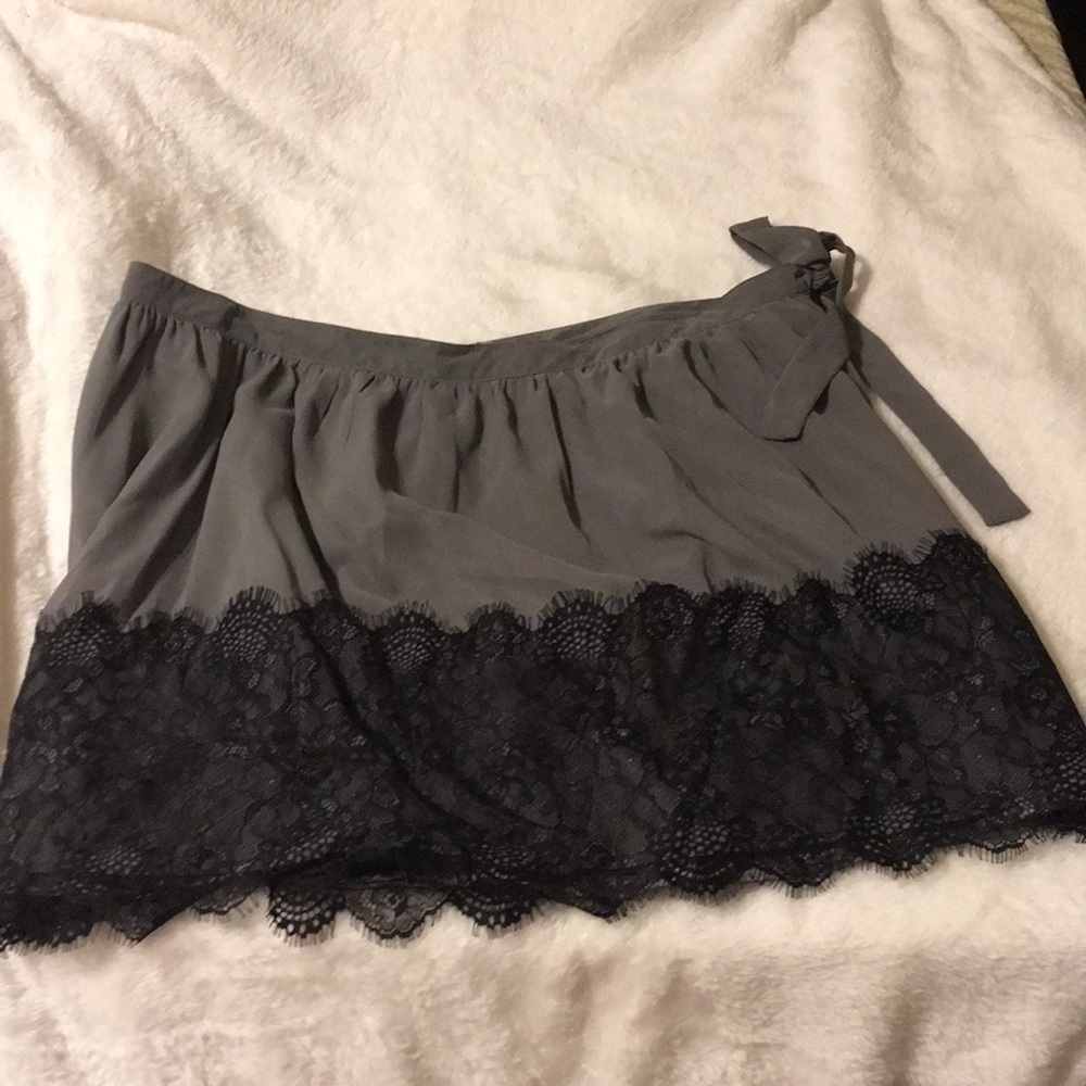 Lauren Conrad skirt size 14